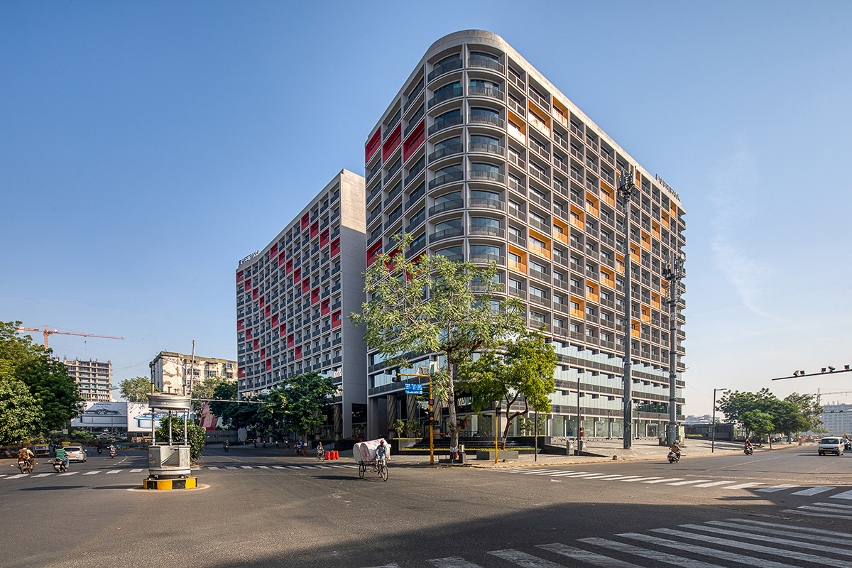 Corner View - Ashram Road